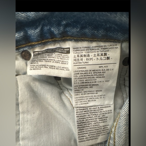 NWOT Levi’s 501 CT Jeans- Women’s 30x28” - Picture 3 of 7